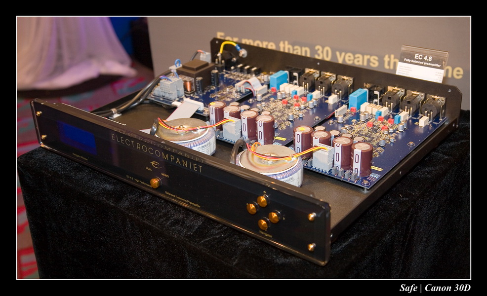 2006 - 10 - Salon hifi sofitel -  023